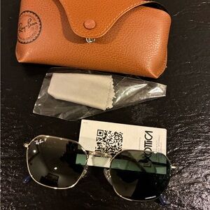 Ray-Ban Black and Silver Sunglasses with Brown Case